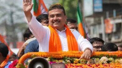 Photo of पश्चिम बंगाल क नावा CM बनय जा रहे सुवेंदु अधिकारी क लगे न अहै कार अउर न ही एको रत्ती सोना